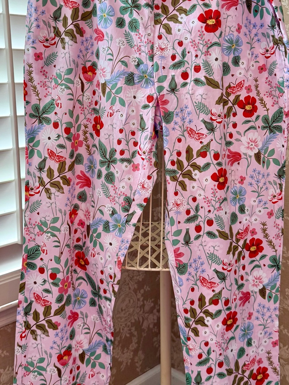 Rifle Paper Co. x The Company Store Pink strawberry Floral Button-Up Pajama Set - Picture 11 of 14
